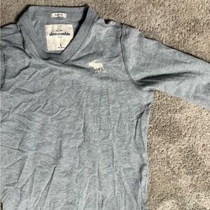 Vintage Abercrombie Kids Heather Gray muscle style  Sweater